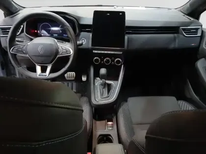 Photo 11 Renault Clio  E-Tech full hybrid 145 ch GSR2