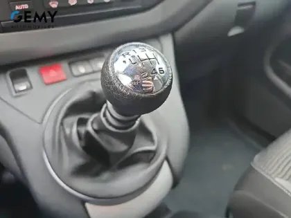 Photo 11 Peugeot Partner  Tepee 1.6 BlueHDi 120ch S&S BVM6