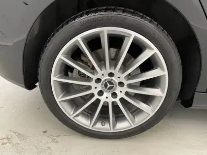 Photo 51 Mercedes Classe B  250 e 8G-DCT