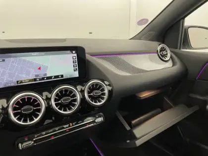 Photo 57 Mercedes Classe B  250 e 8G-DCT