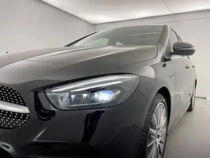 Photo 97 Mercedes Classe B  250 e 8G-DCT