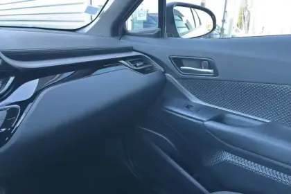 Photo 61 Toyota C-HR  Pro Hybride 122h