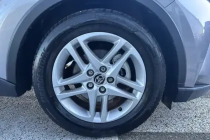 Photo 13 Toyota C-HR  Pro Hybride 122h