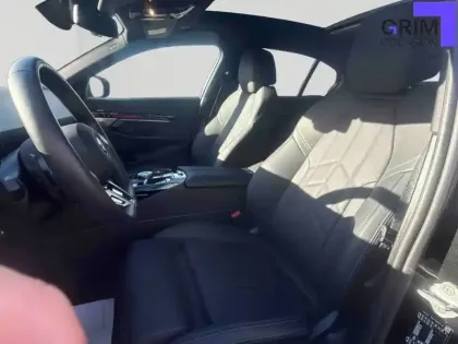 Photo 45 BMW Serie 5 530e PHEV 299 ch BVA8