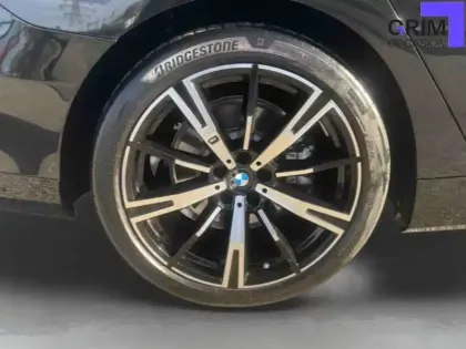 Photo 14 BMW Serie 5 530e PHEV 299 ch BVA8