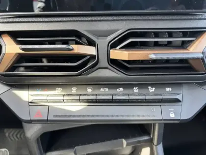 Photo 32 Dacia Duster  Hybrid 140