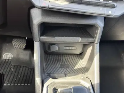 Photo 31 Dacia Duster  Hybrid 140