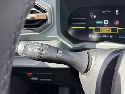 Photo 22 Dacia Duster  Hybrid 140