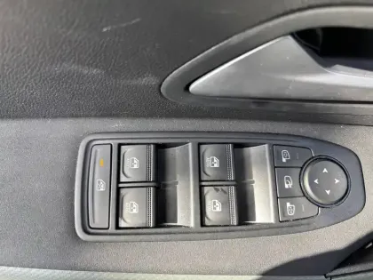 Photo 20 Dacia Duster  Hybrid 140