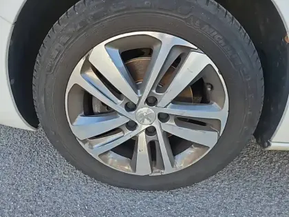 Photo 12 Peugeot Expert  FGN TOLE STANDARD 2.0  BLUEHDI 120 S&S EAT8