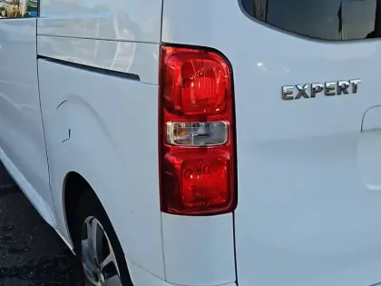 Photo 16 Peugeot Expert  FGN TOLE STANDARD 2.0  BLUEHDI 120 S&S EAT8