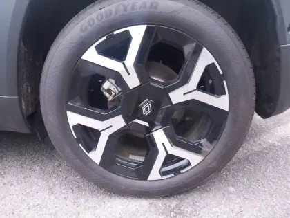 Photo 15 Renault 4 Renault  E-Tech Electrique 150 ch autonomie confort