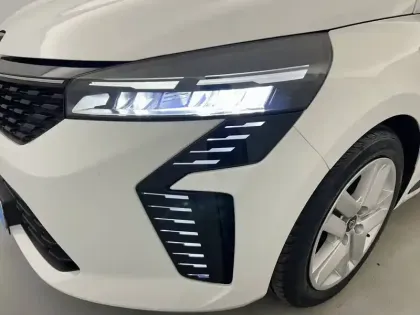 Photo 34 Renault Clio Gén. V (BJA) Ph2 Evolution 5