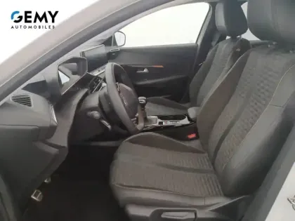 Photo 48 Peugeot 208  PureTech 100 S&S BVM6