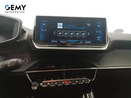 Photo 53 Peugeot 208  PureTech 100 S&S BVM6