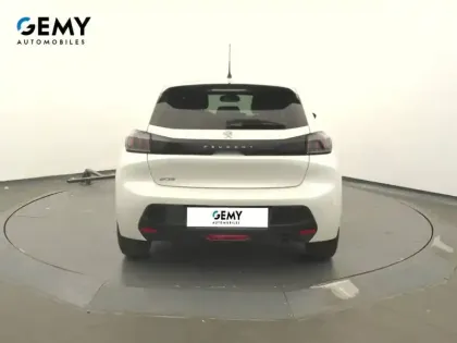 Photo 24 Peugeot 208 Gén. II Ph1 NG Roadtrip 5