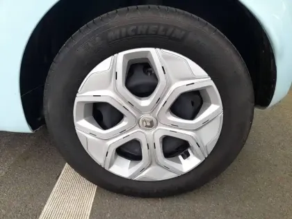 Photo 18 Renault Twingo  III E-Tech