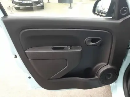 Photo 10 Renault Twingo  III E-Tech