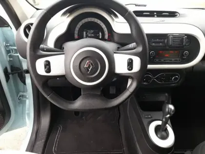 Photo 20 Renault Twingo  III E-Tech