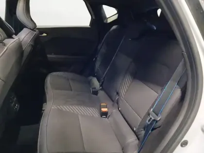 Photo 27 Renault Captur  E-Tech full hybrid 145 ch