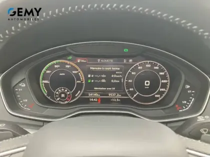 Photo 25 Audi Q5  55 TFSI e 367 S tronic 7 Quattro