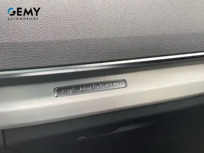 Photo 20 Audi Q5  55 TFSI e 367 S tronic 7 Quattro