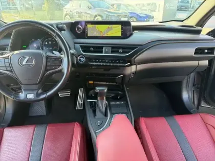 Photo 224 Lexus UX  250h 2WD