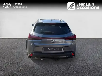 Photo 258 Lexus UX  250h 2WD