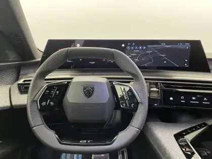 Photo 21 Peugeot 5008  Hybrid 145 e-DCS6