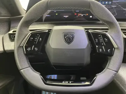 Photo 22 Peugeot 5008  Hybrid 145 e-DCS6