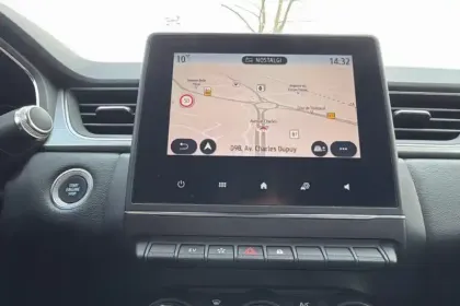 Photo 23 Renault Captur  E-Tech Plug-in 160