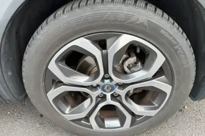 Photo 13 Renault Captur  E-Tech Plug-in 160