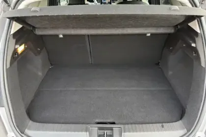 Photo 8 Renault Captur  E-Tech Plug-in 160