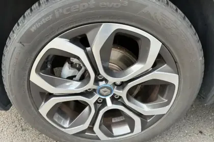 Photo 14 Renault Captur  E-Tech Plug-in 160