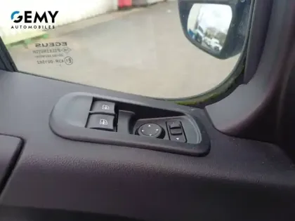 Photo 18 Renault Master  FGN TRAC F3500 L3H3 BLUE DCI 135