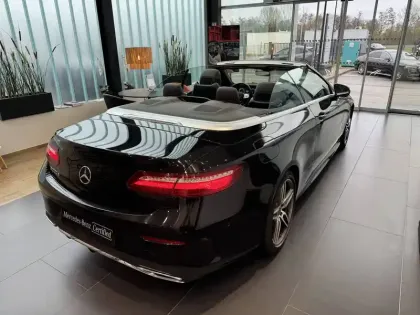 Photo 10 Mercedes Classe E  Cabriolet 220 d 9G-Tronic