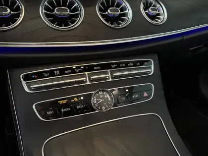 Photo 131 Mercedes Classe E  Cabriolet 220 d 9G-Tronic