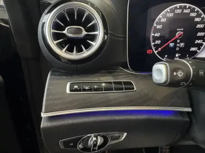 Photo 21 Mercedes Classe E  Cabriolet 220 d 9G-Tronic