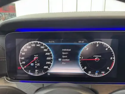 Photo 143 Mercedes Classe E  Cabriolet 220 d 9G-Tronic