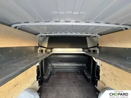 Photo 141 Peugeot Boxer  TOLE 3.3 T L2H1 BLUEHDI 140 S&S BVM6