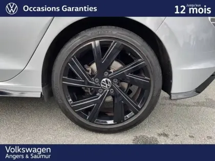 Photo 16 Volkswagen Golf  1.5 eTSI OPF 150 DSG7