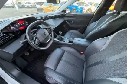 Photo 27 Peugeot 308  BlueHDi 130ch S&S BVM6