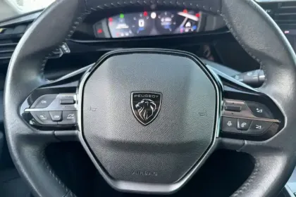 Photo 18 Peugeot 308  BlueHDi 130ch S&S BVM6