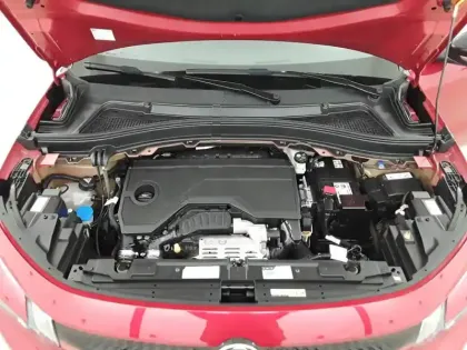 Photo 137 Citroën C3  Turbo 100 ch BVM6