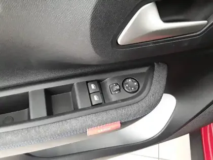 Photo 86 Citroën C3 Gén. IV Ph1 PLUS 5