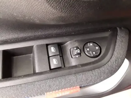 Photo 39 Citroën C3 Gén. IV Ph1 PLUS 5