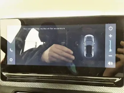 Photo 37 Citroën C3 Gén. IV Ph1 PLUS 5