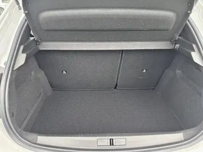 Photo 14 Peugeot 208  BlueHDi 100 S&S BVM6