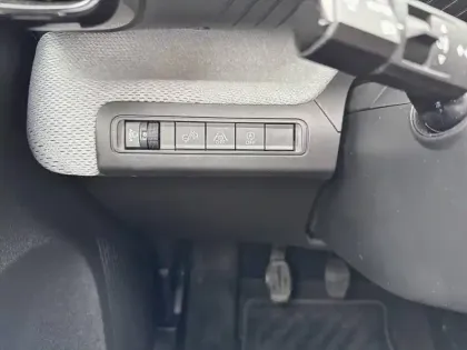 Photo 14 Citroën C3  Turbo 100 ch BVM6