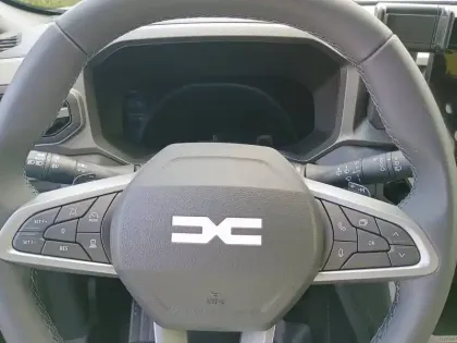 Photo 15 Dacia Bigster  Hybrid-G 150 4x4